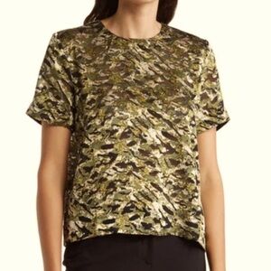 TAHARI Women's Top | Olive Green | Abstract Print Short Sleeve | NWT Size SM